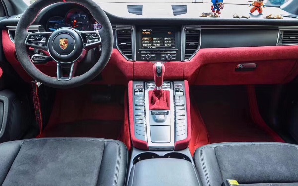 汽車內飾翻新一般多少錢 不同程度內飾翻新價格多少