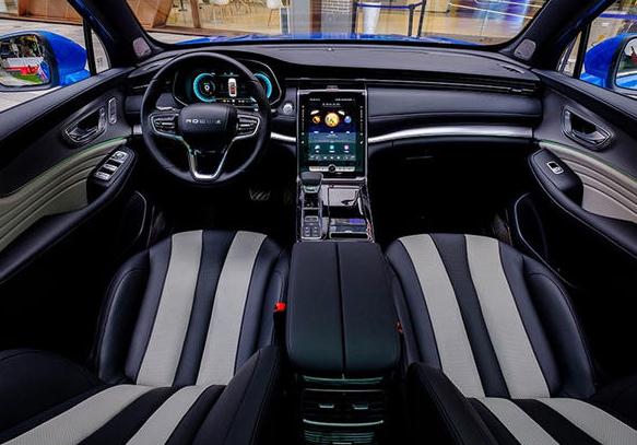 榮威RX5  MAX新增車型，新年購車優惠多