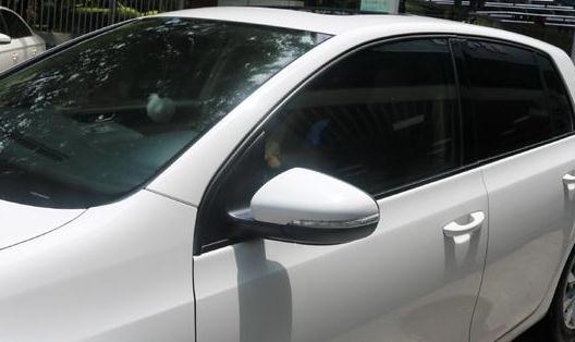 龍膜全車貼膜多少錢,常規(guī)膜5000-10000元