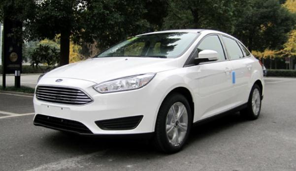 十萬(wàn)左右買什么車好，顏值和動(dòng)力都重要（福克斯受歡迎）