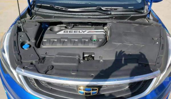 10萬買什么車好，吉利帝豪GS銷量火爆