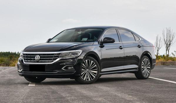 30萬以內買什么車好，別克君越實力超群（不比奧迪A6L差）