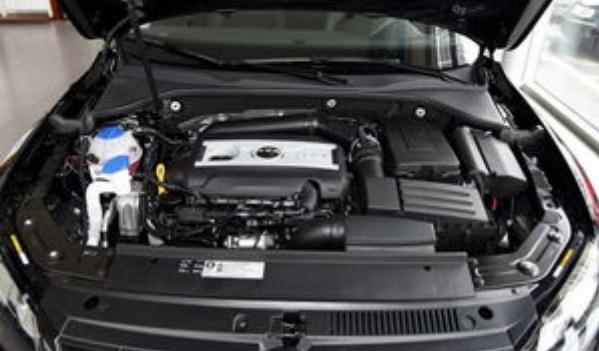 新款大眾帕薩特，更加奢華有檔次（動(dòng)力顏值大升級(jí)）