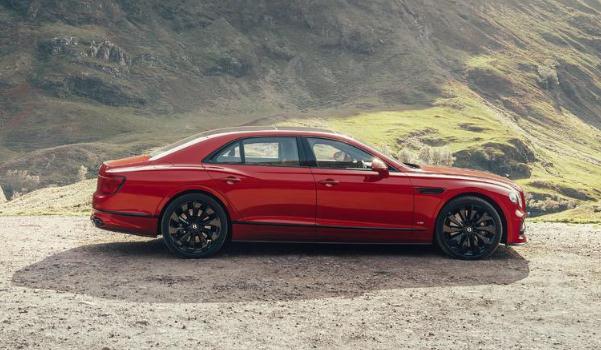 賓利飛馳V8售價，國內售價251.8萬元（價格就是財富象征）