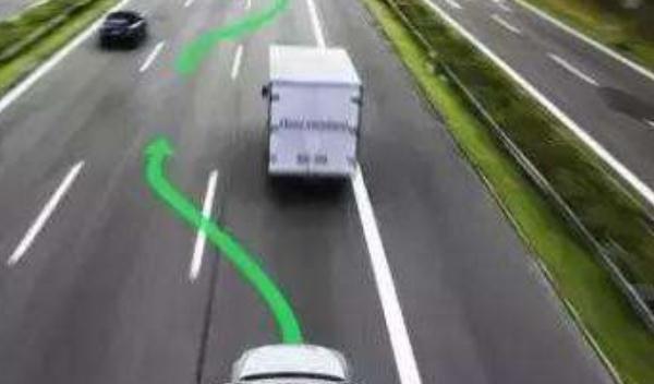 高速公路行車(chē)安全,平安歸來(lái)才是最大的幸福(高速不要超速)