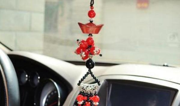 最流行的汽車內飾擺件，蘊含風水好運（擺件不是隨意選的）