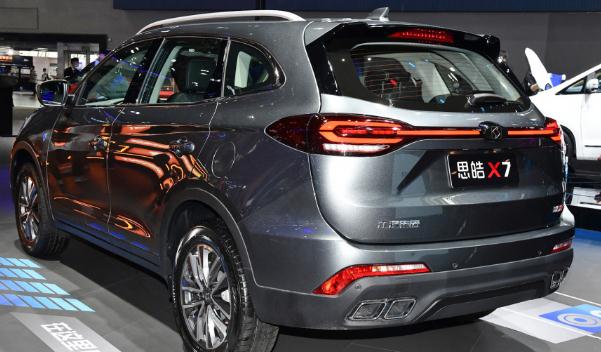 思皓X7上市,市場價格17.98萬元(科技感十足)