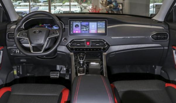 思皓X7上市,市場價格17.98萬元(科技感十足)