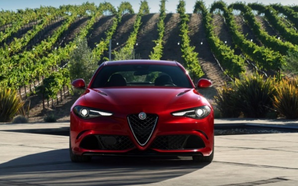 阿爾法羅密歐giulia保養費用 阿爾法羅密歐giulia多久保養一次