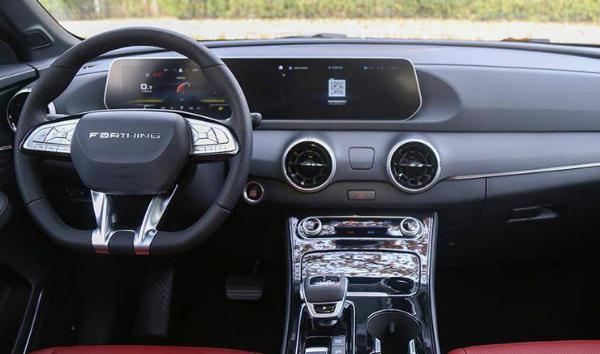 風行T5 EVO上市,堪稱“潮牌SUV開創者”(時尚個性)