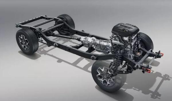 車體結構，分為非承載式和承載式（區別比較明顯）