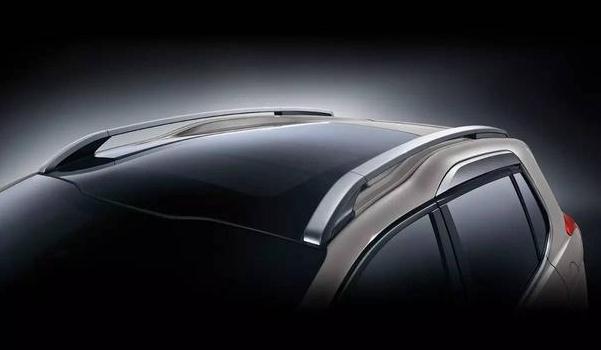 車頂行李架，車型不同款式也不同（不影響美觀）