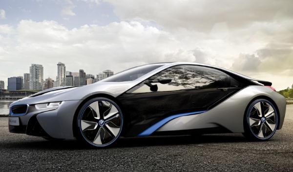 概念車，有可能是實體車也可能是模型（不同的體驗創新）