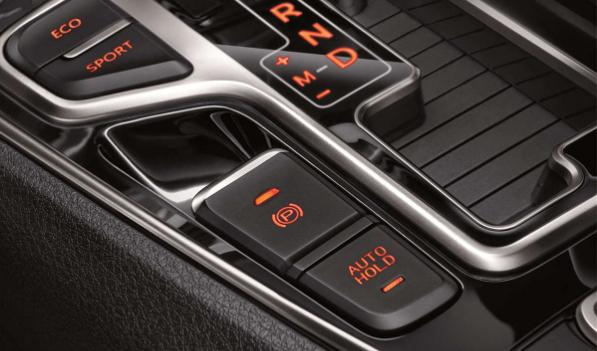 主動剎車/主動安全系統，提高行車安全（行車技術）