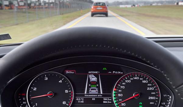 自適應(yīng)巡航系統(tǒng)，巡航控制技術(shù)發(fā)展而來(可以減輕駕駛疲勞）