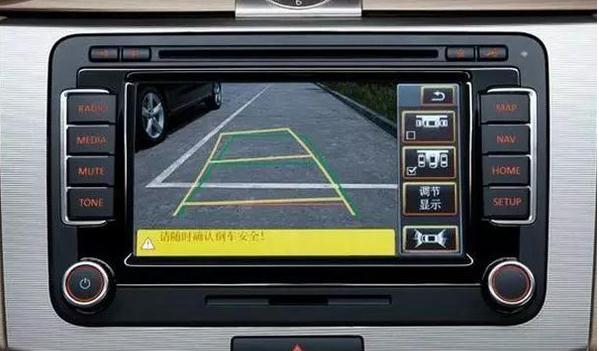 后倒車?yán)走_(dá)，保護(hù)車身不受刮蹭（性價(jià)比高）