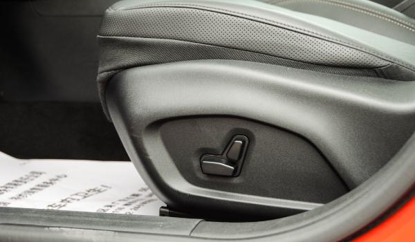 什么是座椅電動調節，更加精準舒適（比手動更實用）