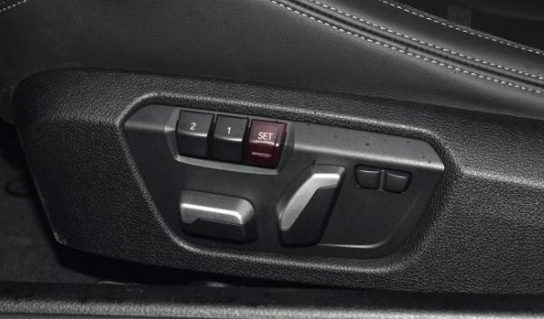 什么是座椅記憶，可儲存座椅位置（智能記憶）