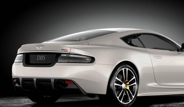 什么是電動擾流板,高端車型的配置(不影響日常駕駛)