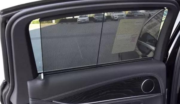 什么是后風(fēng)擋遮陽(yáng)簾，能夠遮擋紫外線（夜間不宜使用）