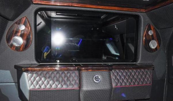 什么是后排控制多媒體,功能實用高端大氣(奢華的象征)