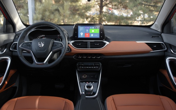 寶駿510中配全款多少錢 寶駿510落地價(jià)多少錢