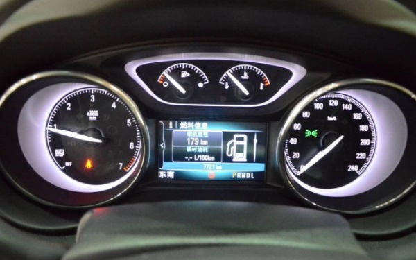 昂科威2.0t真實油耗 市區油耗接近11升	