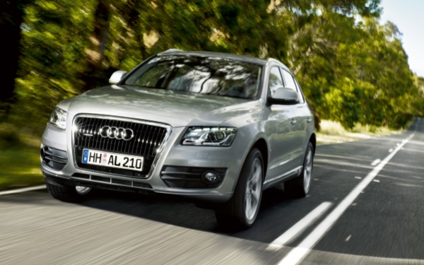 進(jìn)口q5和國(guó)產(chǎn)q5的區(qū)別 進(jìn)口q5和國(guó)產(chǎn)q5怎么選