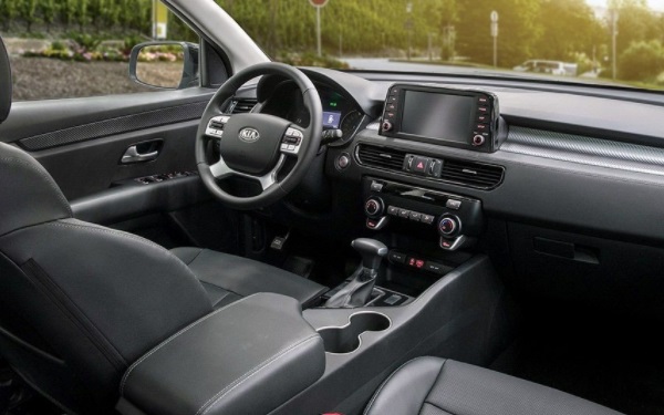 東風悅達起亞kx7多少錢 裸車最高優惠7萬