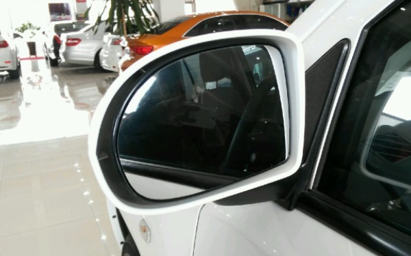 jeep指南者電動后視鏡 指南者后視鏡質量好嗎