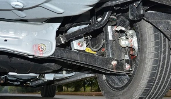 a5翼舞三大件配置 1.5L四缸發動機(CVT無級變速箱)