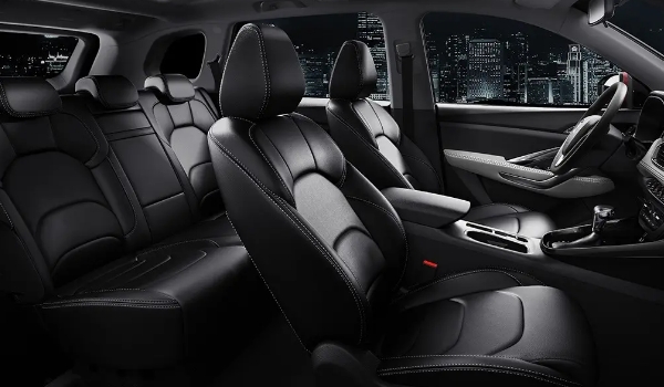 寶駿530車身尺寸長(zhǎng)度 車身長(zhǎng)度近4.7米