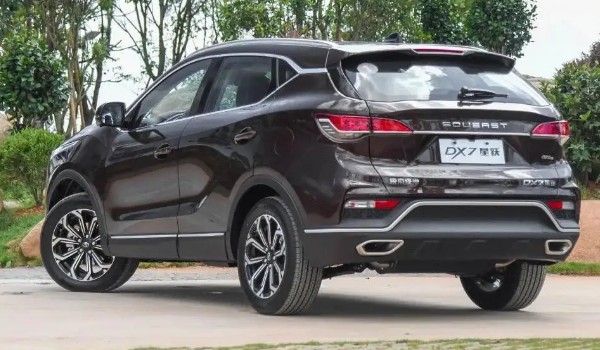 東南dx7和現代ix35哪個好 東南dx7動力強頂配僅售13萬