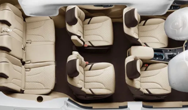 寶駿730尺寸長寬高多少  身長度4.7米（后備箱常規容積235L）