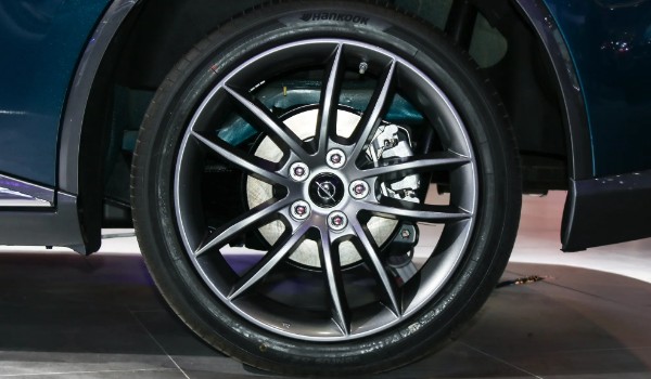 海馬7x輪胎什么型號 前后輪胎規格為215/60 r17