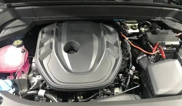 星越l發動機怎么樣 動力十分充沛(搭載1.5T四缸發動機)