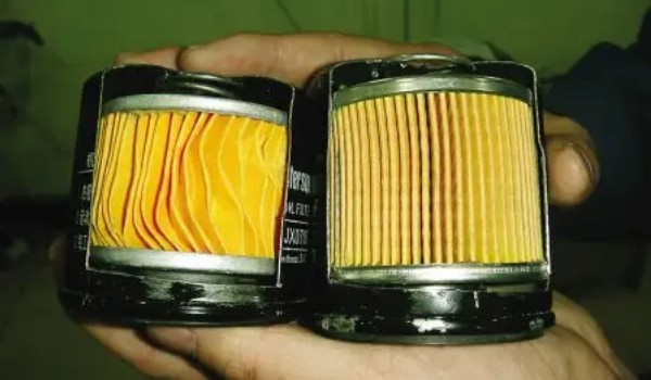 星越l機油濾芯在哪里 位于發動機艙左上角