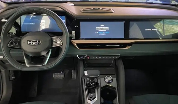 吉利星越l安全性怎么樣 基于CMA構(gòu)架打造(搭載豐富的智能駕控)