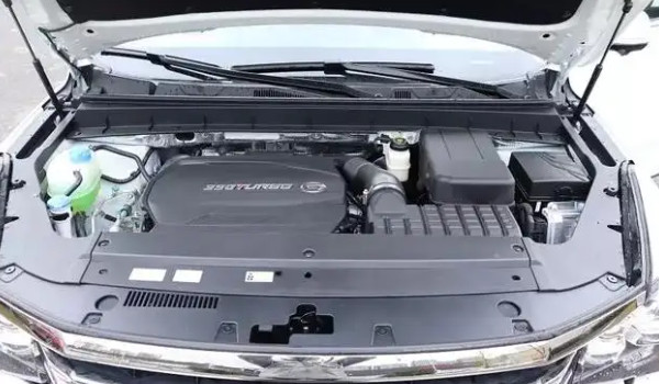 傳祺gs8發動機怎么樣 動力十分強勁(搭載2.0T四缸發動機)