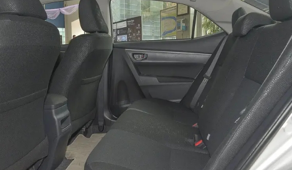 卡羅拉車子怎么樣 乘儲空間充裕（安全性能同級領先）