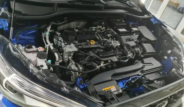 卡羅拉銳放發(fā)動機(jī)怎么樣 動力十分充沛(采用2.0L四缸發(fā)動機(jī))