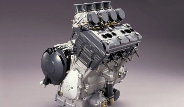 吉利星瑞是什么發動機 搭載2.0T四缸渦輪增壓發動機