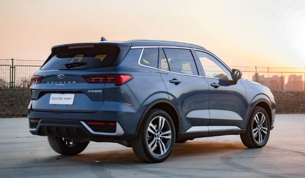 福特領睿哪個顏色好看 珍珠白耐看(緋砂紅辨識度高)