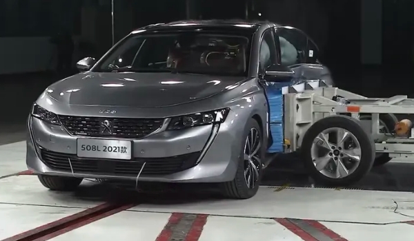 標(biāo)致508安全性能怎么樣 車身剛性底盤牢固(安全系統(tǒng)豐富)