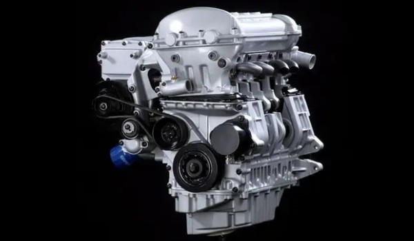 寶馬3系發動機是幾缸的 采用了2.0T四缸發動機