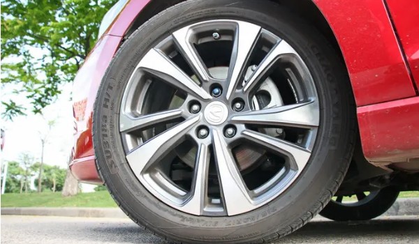 長安逸動輪轂尺寸參數 輪轂尺寸為17英寸