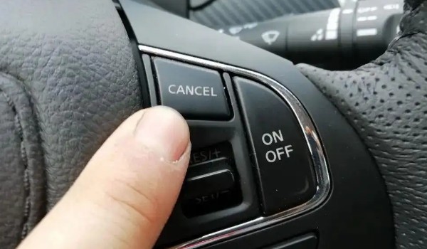 車(chē)上的cancel是什么意思中文 取消定速巡航功能