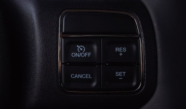 車(chē)上的cancel是什么意思中文 取消定速巡航功能