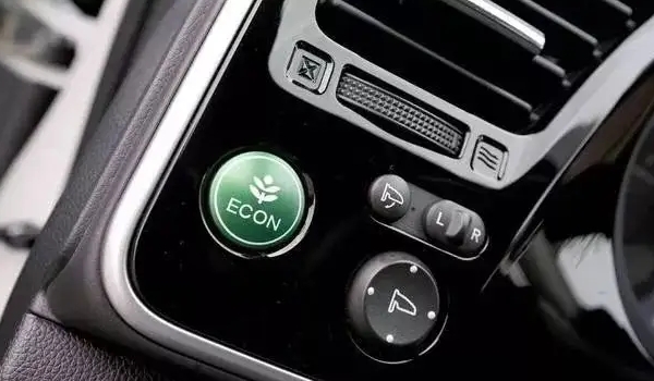 eco模式是什么意思 汽車的節能模式（部分車叫做“ECON”模式）