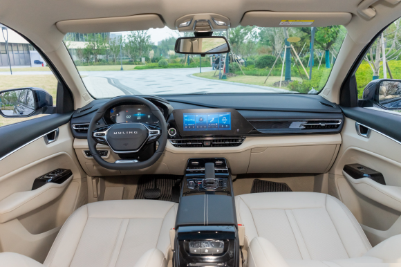 五菱凱捷2022款行政版價(jià)格，12.58萬(wàn)裸車價(jià)